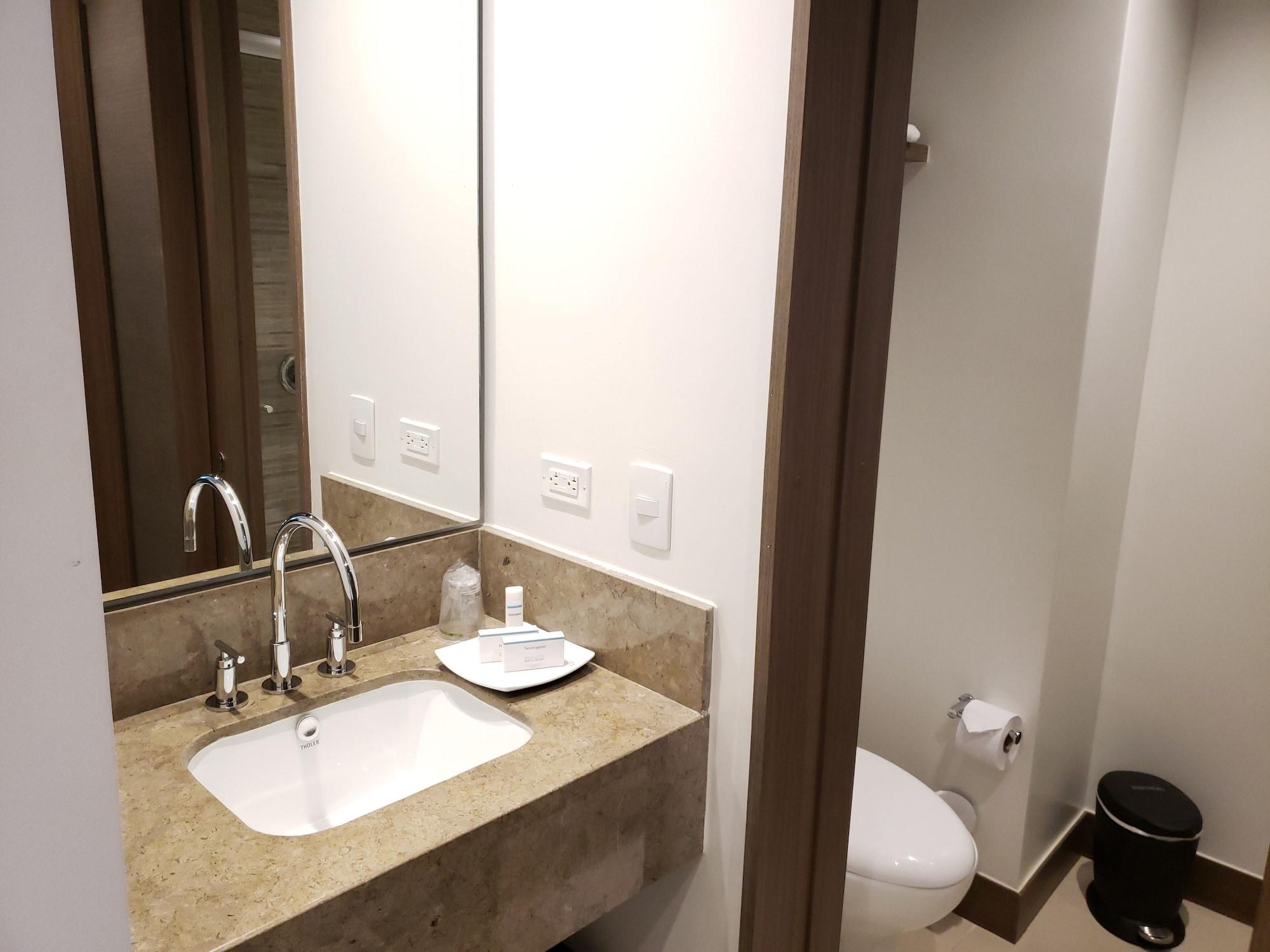 Hampton By Hilton Yopal Otel Dış mekan fotoğraf