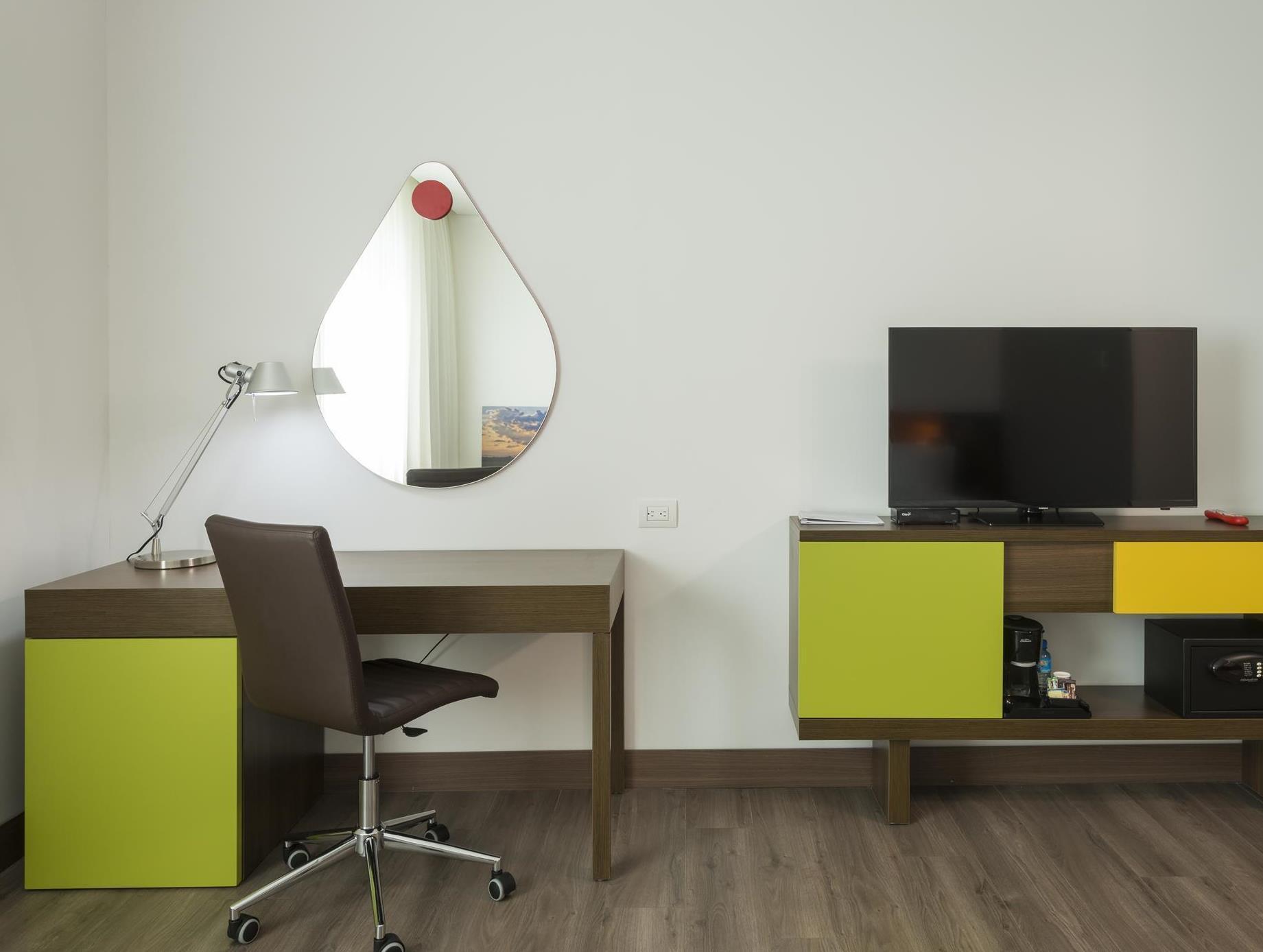 Hampton By Hilton Yopal Otel Dış mekan fotoğraf