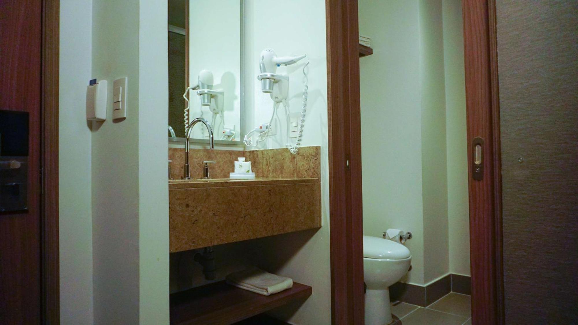 Hampton By Hilton Yopal Otel Dış mekan fotoğraf