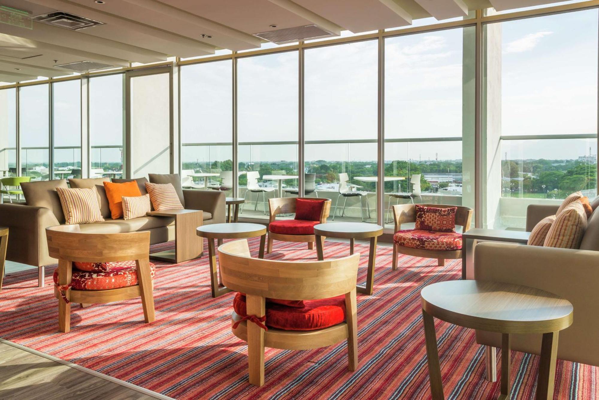 Hampton By Hilton Yopal Otel Dış mekan fotoğraf