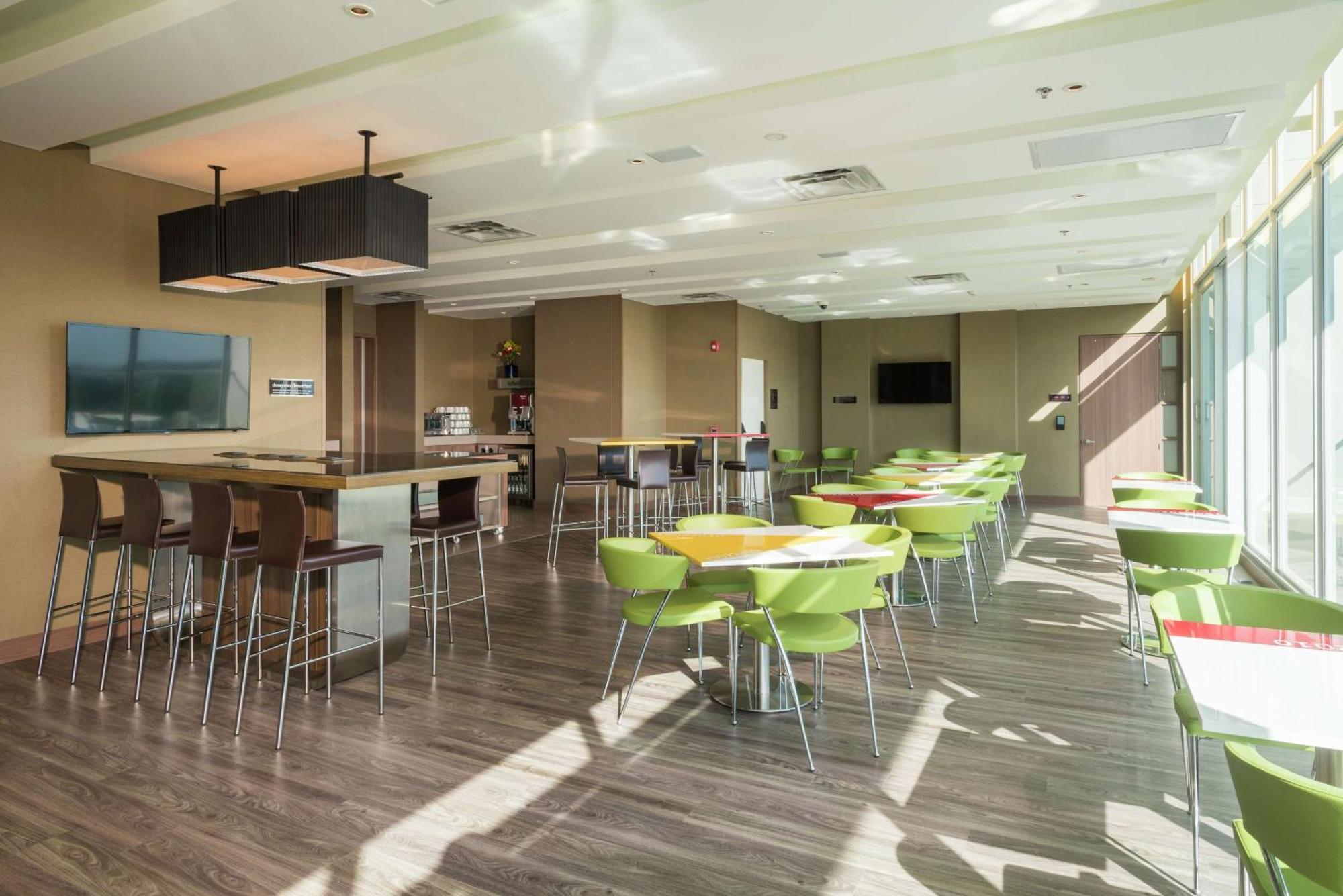 Hampton By Hilton Yopal Otel Dış mekan fotoğraf