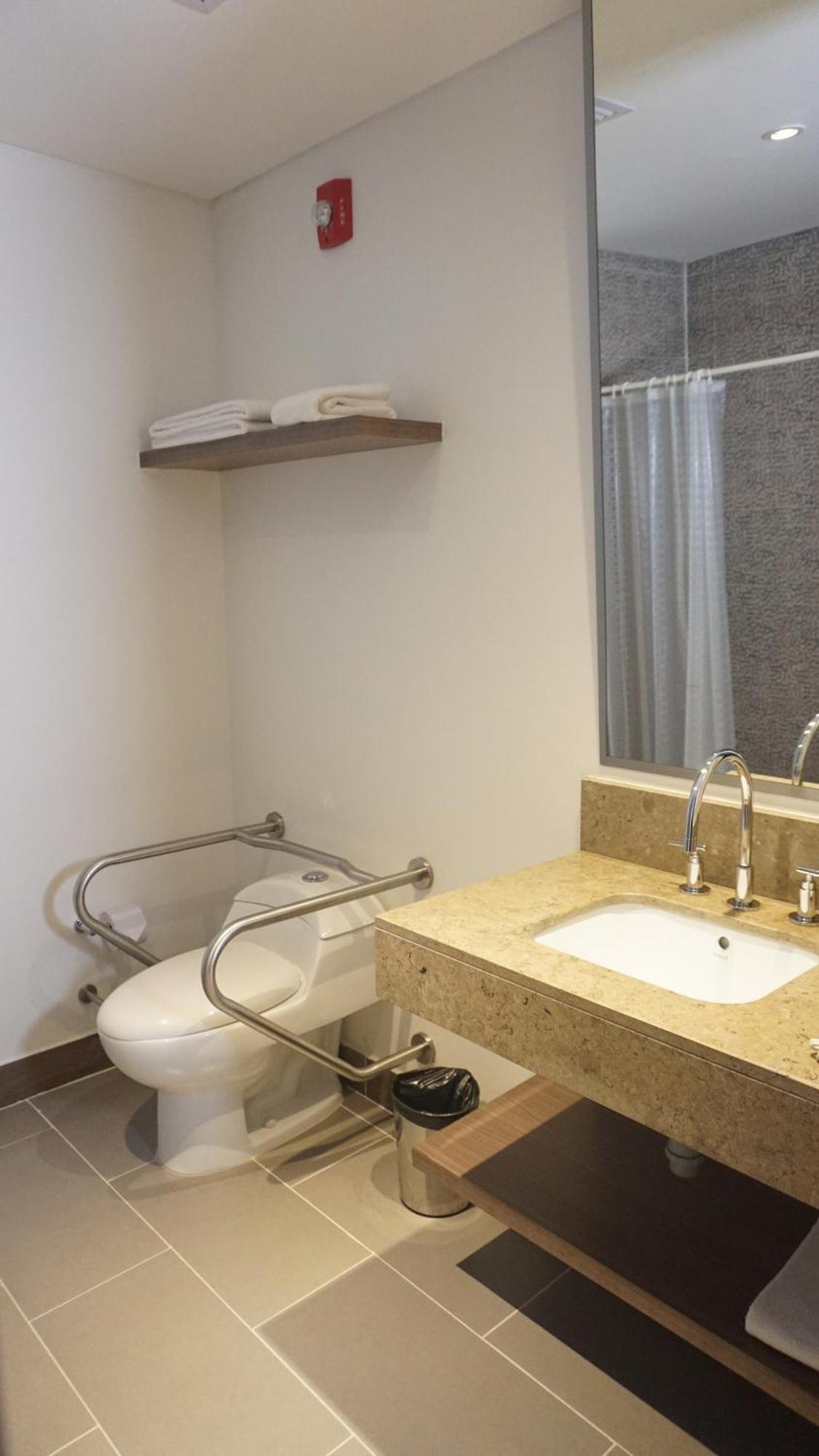Hampton By Hilton Yopal Otel Dış mekan fotoğraf