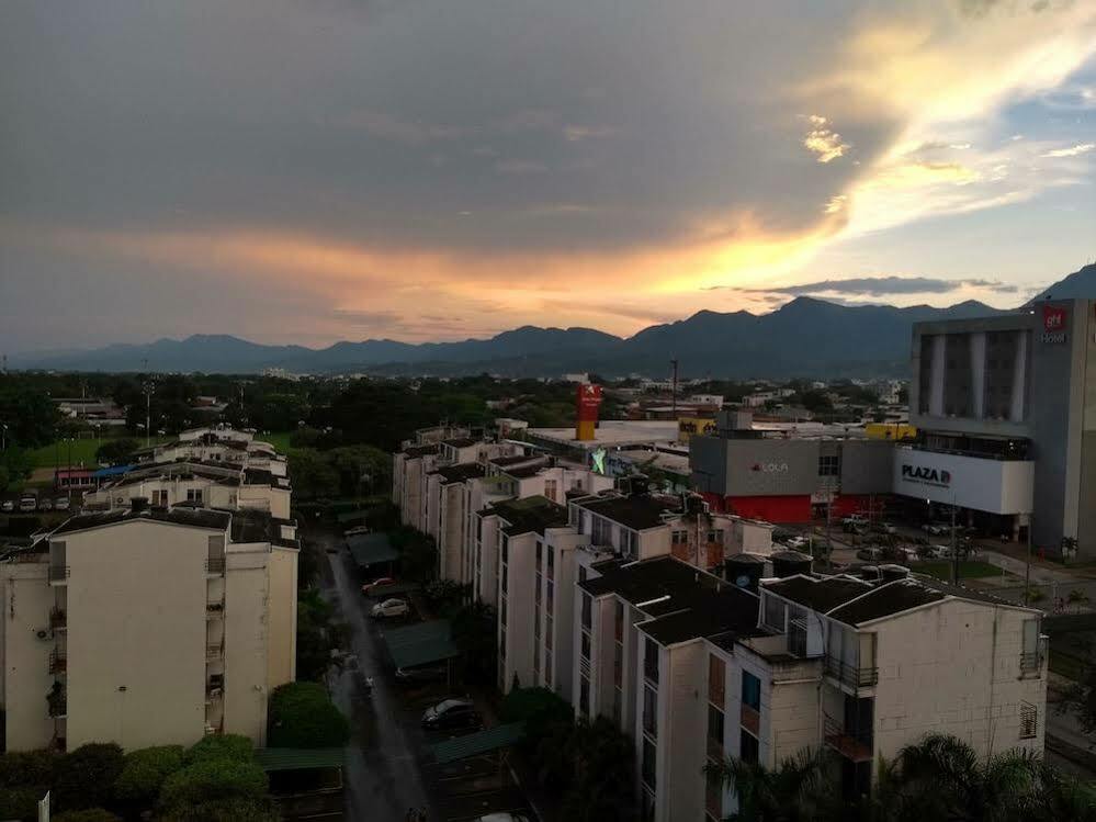 Hampton By Hilton Yopal Otel Dış mekan fotoğraf